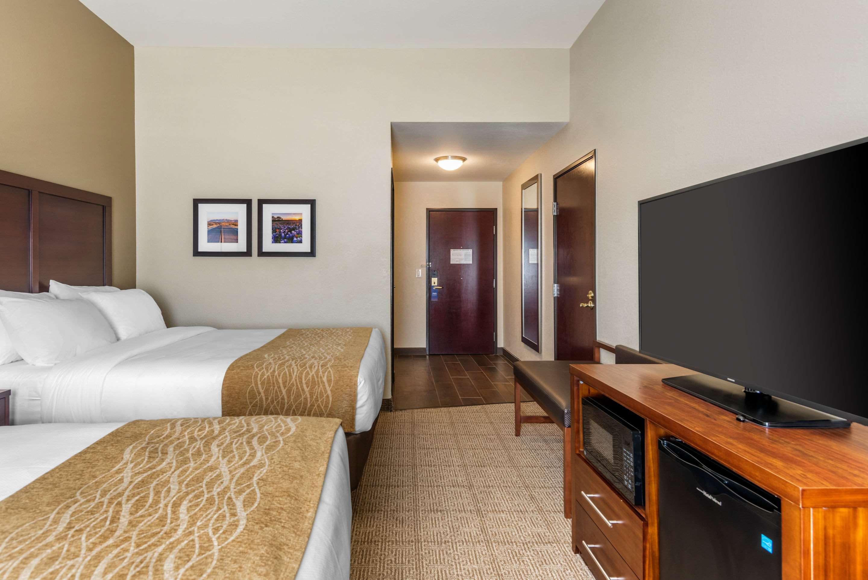 Comfort Inn & Suites بيغ سبرينغ المظهر الخارجي الصورة